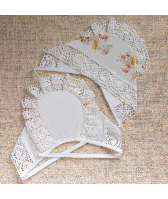 Крестильный набор Василиса с кружевным полотенцем