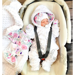 Комплект на выписку Picolita Цветочный букет